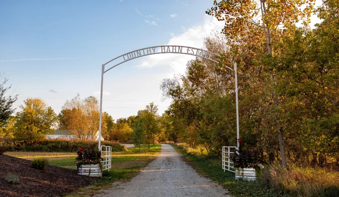 Looking for Cute Event Venues in Michigan? Discover the Charm of Country Barn Estates!